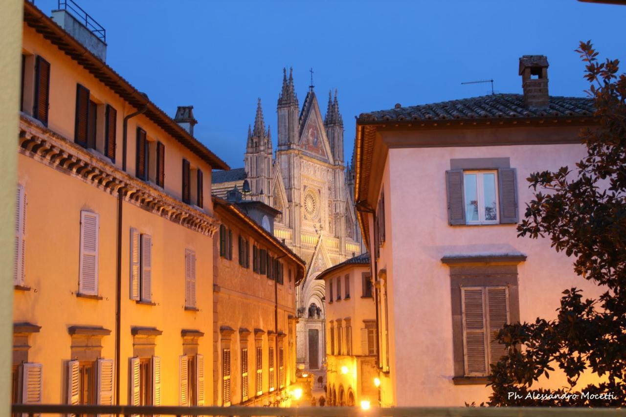 Il Terrazzino Sul Duomo Apartment Орвието Екстериор снимка